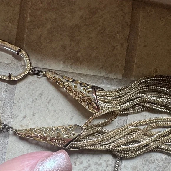 Kendra Scott Gold Tassel Neclace - Picture 2 of 2